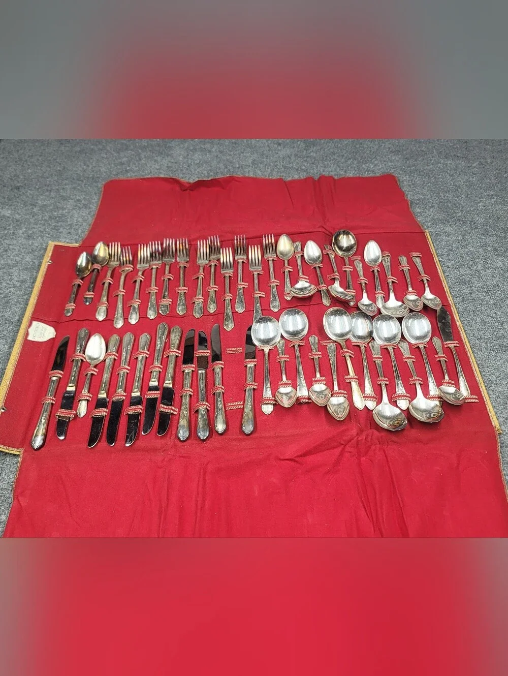 Vintage 1881 Rogers Oneida Silver Plate Silverware Flatware 49 Piece Set